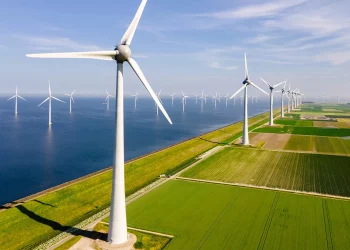 Green Transition: How Europe and America Are Shaping the Future of Clean Energy