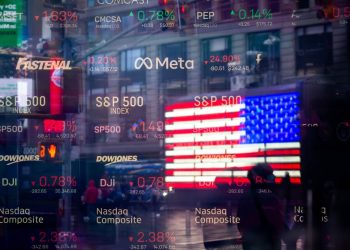 The Danger of Overvalued Tech Stocks: Is the Next Big Crash Already Here?