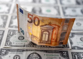 Euro vs. Dollar: How the World’s Two Leading Currencies Shape Global Markets