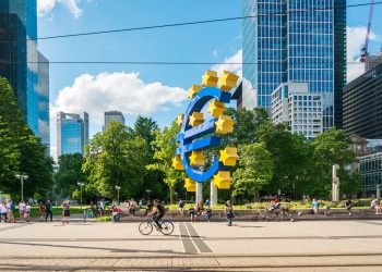 How the European Central Bank’s Policies are Shaping Global Investment Trends