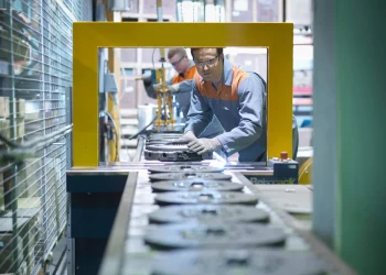 Are TikTok Gold-Bar Trends in India Forewarning of a 2025 Rupee-Fed Dissonance?